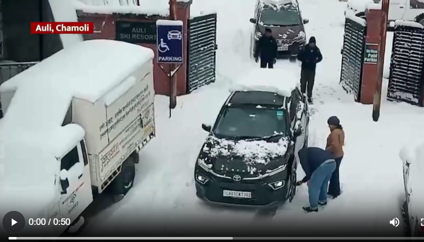 snowfall in Uttarakhand